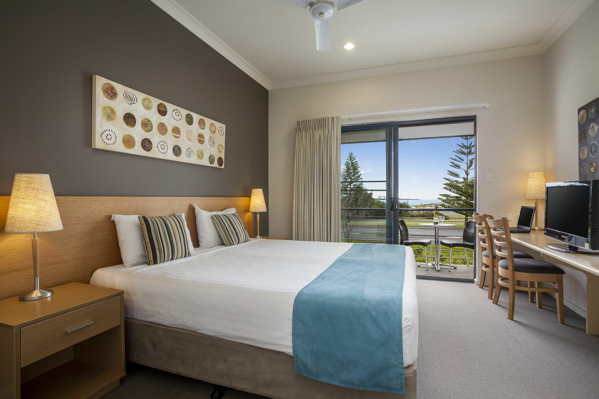 Quest Bunbury Aparthotel Екстериор снимка